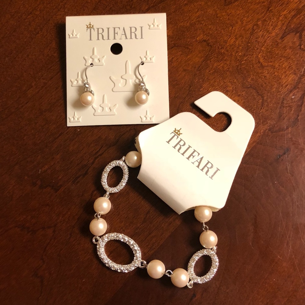 Trifari Earring and Bracelet Set - NWT